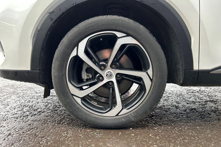 2023 MG MG HS 1.5 T-GDI PHEV SE 5dr Auto ESTATE PETROL/ELECTRIC Automatic