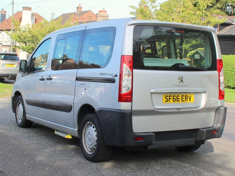 2016 Peugeot Expert Tepee 2.0 HDi Comfort L1 MPV 5dr Diesel Manual WAV (5/6