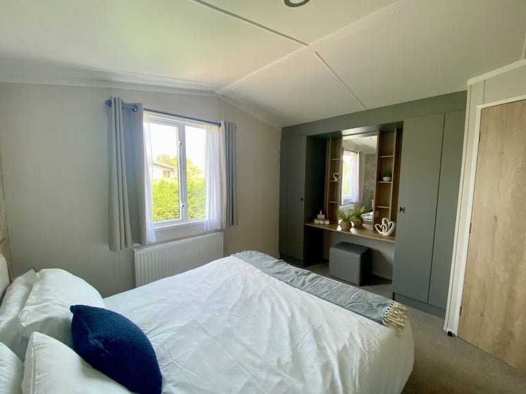 NEW holiday home situated at Abbots Salford, Evesham WR11 8UN