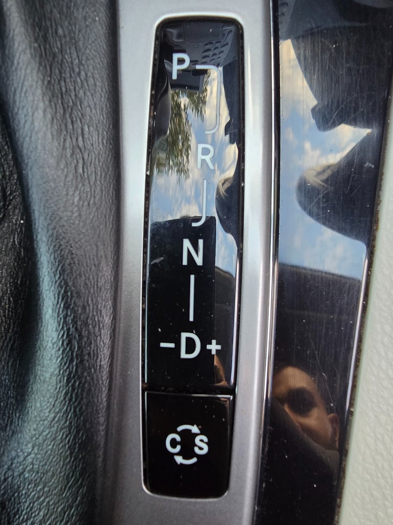 2010 Mercedes-Benz C Class C180 CGI BlueEFFICIENCY Executive LEATHER 90DAYS WARRANTY AUTO SALOON ...