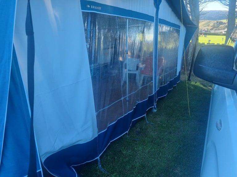 Compass rallye 524L caravan 