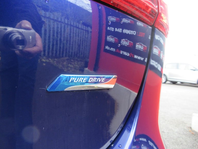 2015 Nissan Qashqai 1.5 dCi Acenta [Smart Vision Pack] 5dr HATCHBACK Diesel Manual