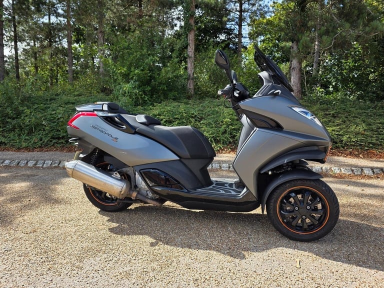 2014 Peugeot Metropolis 400 RS