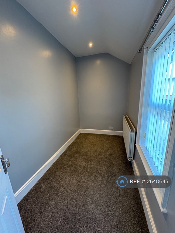 1 bedroom flat in Church Road, Stockton On Tees, TS18 (1 bed) (#2640645)