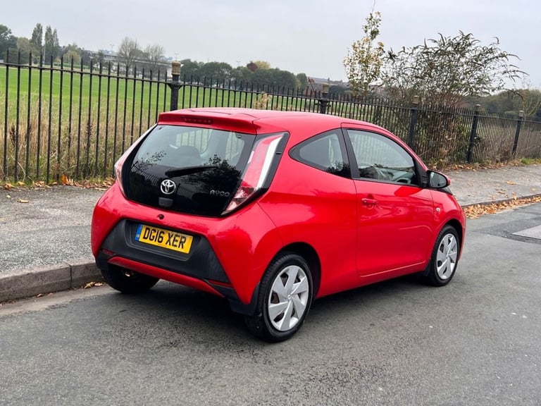 2016 16 TOYOTA AYGO 1.0 VVT-I X-PLAY HATCHBACK 3DR PETROL MANUAL EURO 6 (68 PS)