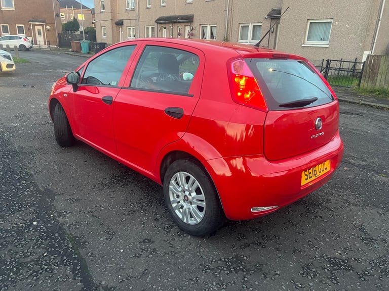 Fiat, PUNTO, Hatchback, 2016, Manual, 1242 (cc), 5 doors