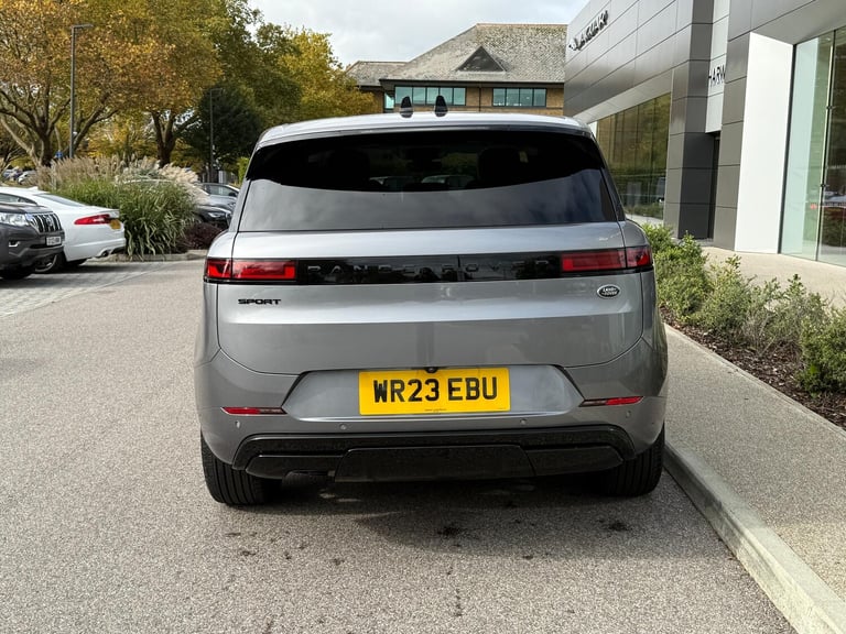 2023 Land Rover Range Rover Sport 3.0 D300 MHEV Dynamic SE SUV 5dr Diesel Auto 4WD Euro 6 (s/s) (...
