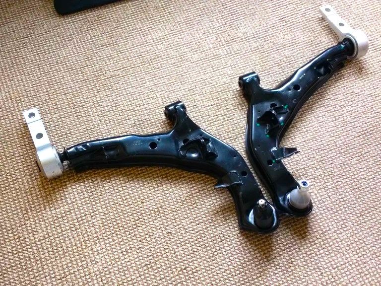 NISSAN PRIMERA P12 SUSPENSION ARMS NEW PARTS SPARES