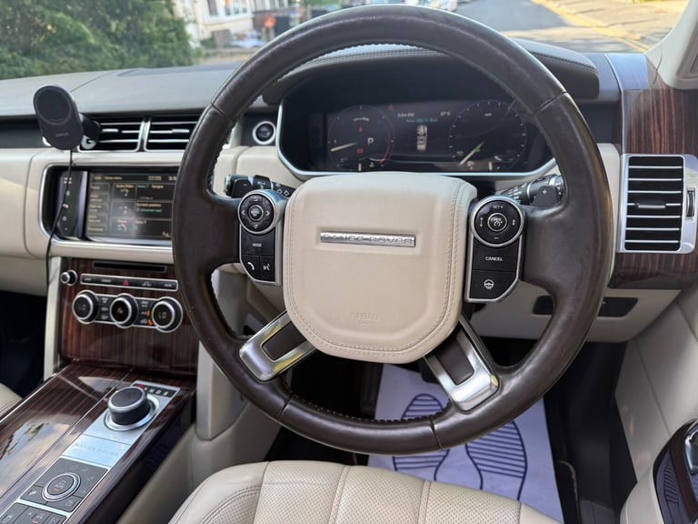 2013 Land Rover Range Rover 3.0 TDV6 Vogue SE 4dr Auto ESTATE Diesel Automatic