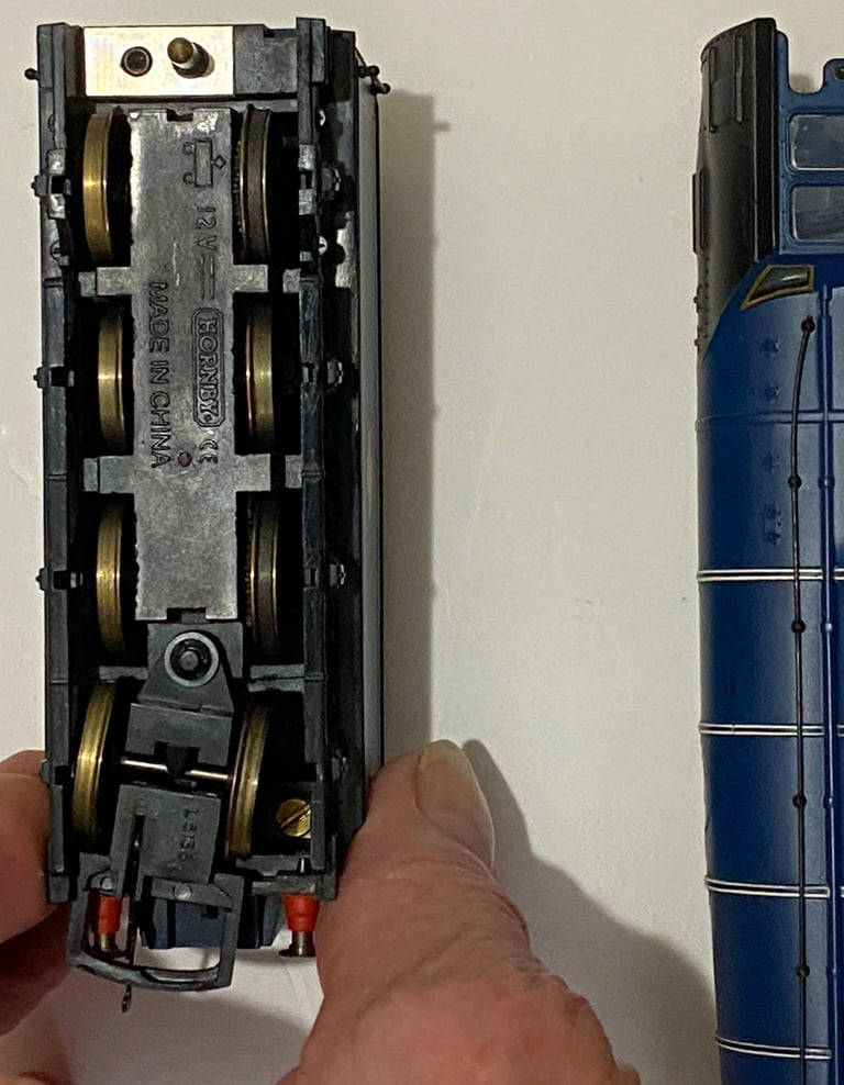 Hornby Mallard Locomotive 60022