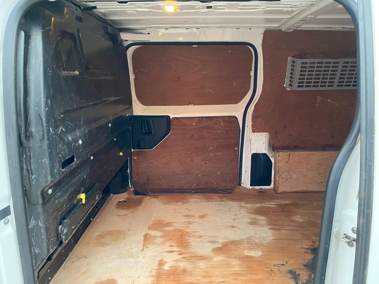 2019 Peugeot Expert 2.0 BlueHDi 1400 Professional Standard Panel Van MWB Euro 6 (s/s) 6dr PANEL V...
