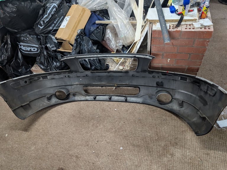 Volvo S60 Bumper Front 2000 - 2004 £10 