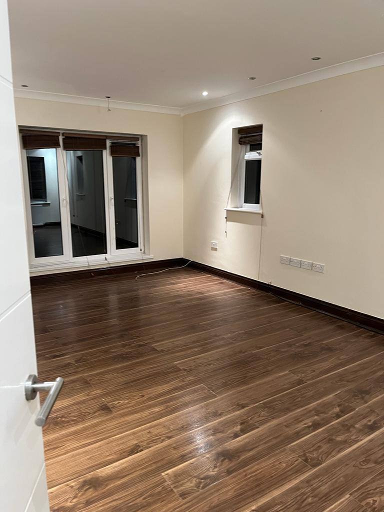 image for PROFESSIONAL END OF TENANCY/DOMESTIC CLEANING SERVICE!