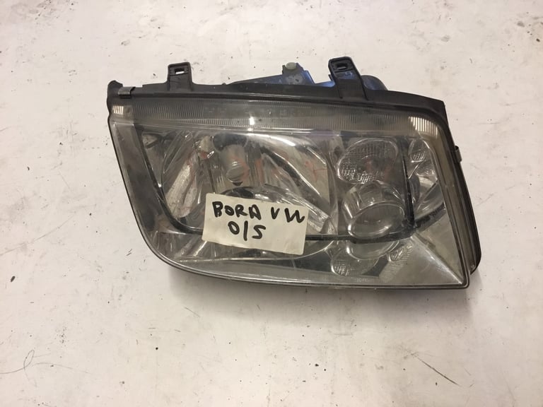 Volkswagen Bora Headlamp 