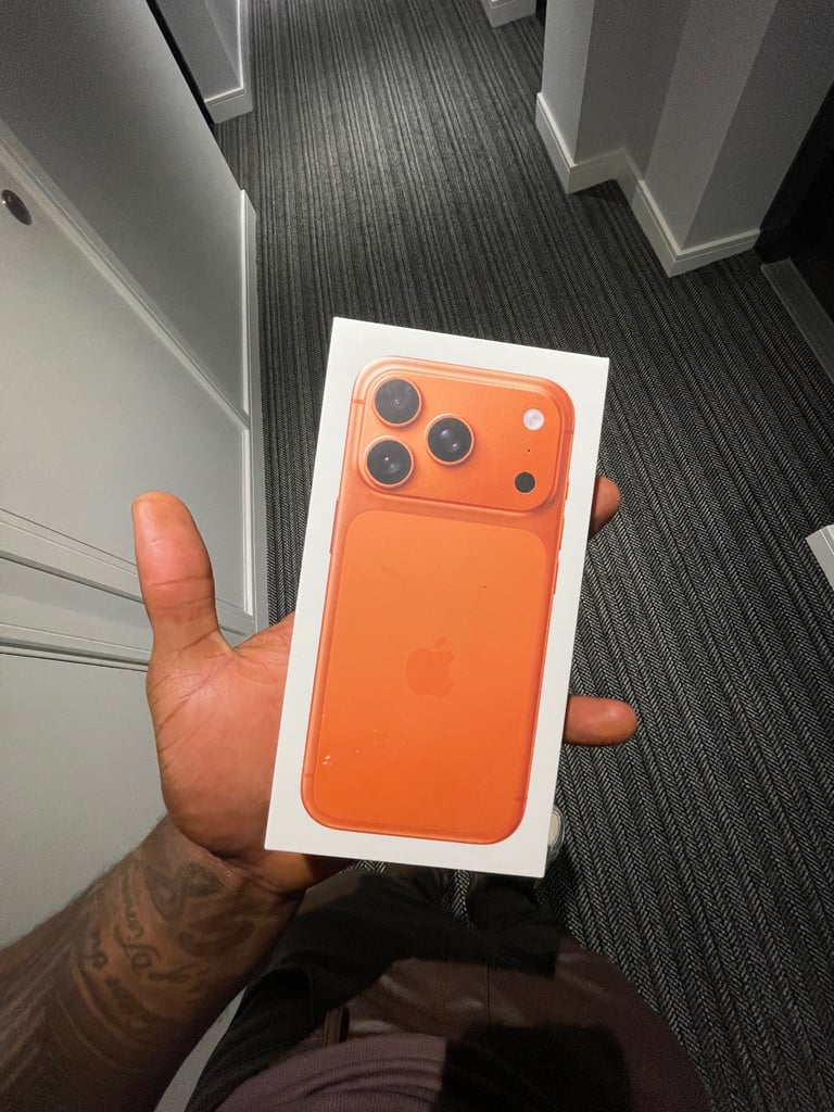 image for IPhone 17 pro Cosmic Orange 256GB