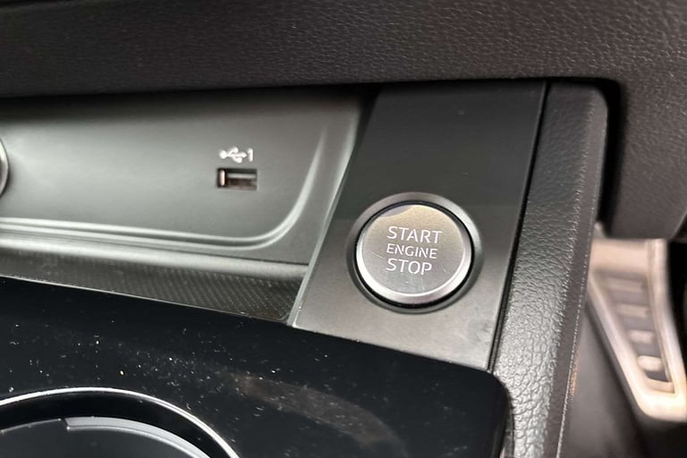 2022 Audi A4 35 TFSI Black Edition 4dr SALOON PETROL Manual