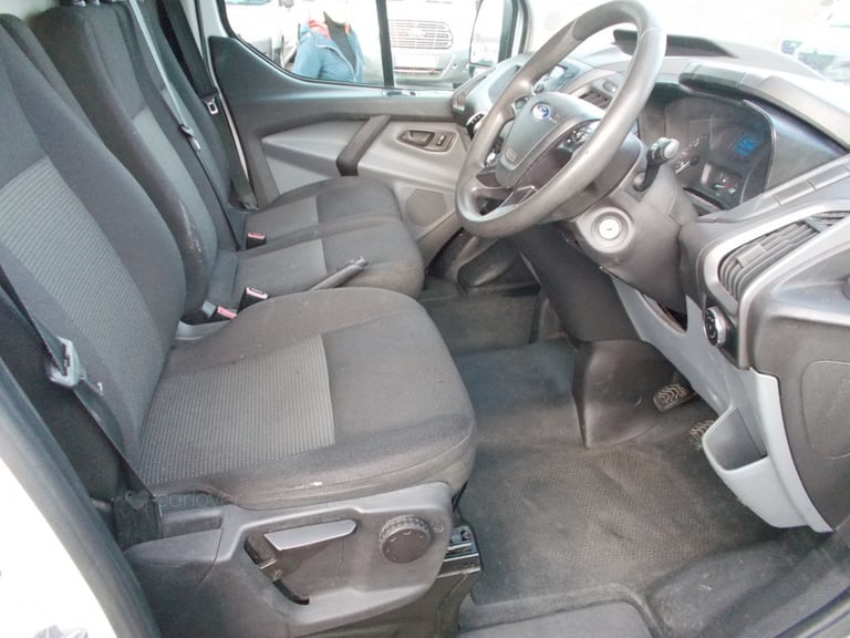 2015 Ford Transit Custom 2.2 TDCi 100ps Low Roof Van PANEL VAN DIESEL Manual