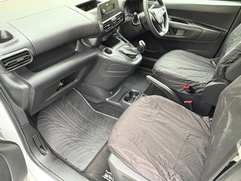 2020 Vauxhall Combo 1.6 Turbo D 2300 Sportive Panel Van 4dr Diesel Manual L1 H1