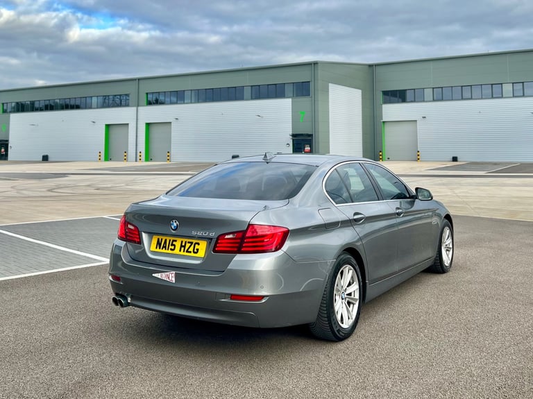2015 BMW 520D SPORT LCI 190BHP.