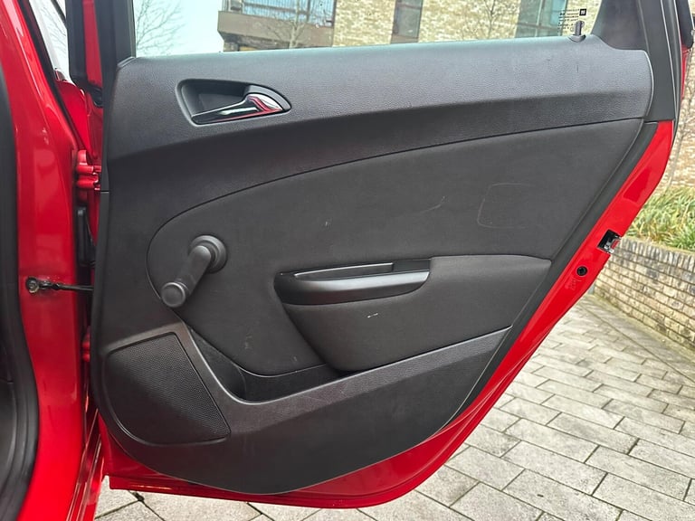 2014 Vauxhall Astra 1.6 16v SRi Auto Euro 5 5dr Petrol