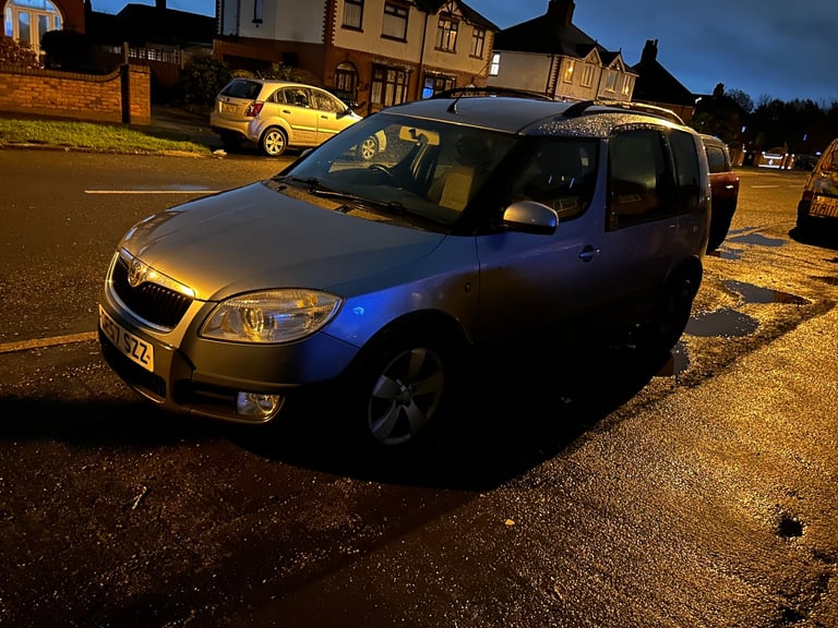 Skoda, ROOMSTER, MPV, 2007, Manual, 1896 (cc), 5 doors