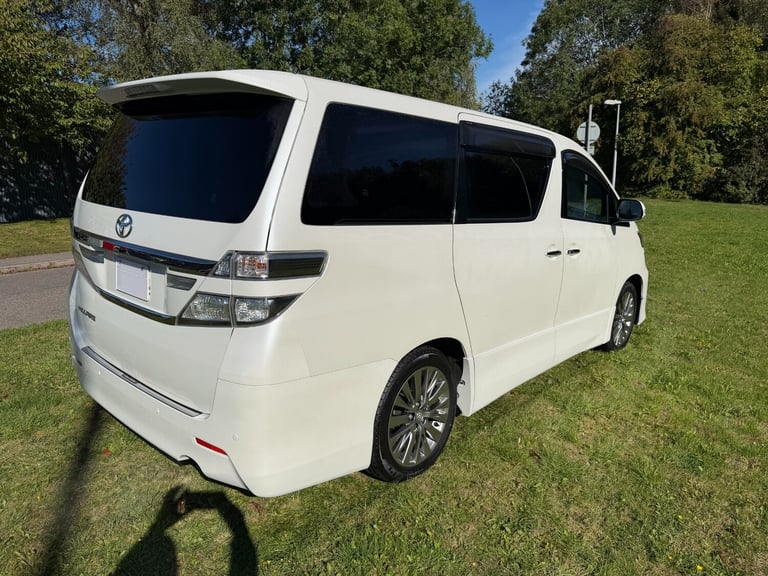 2012 TOYOTA VELLFIRE, WHITE,Golden Eyes 2, 2.4ltr. 7 Seater, Twin Sun roofs, 