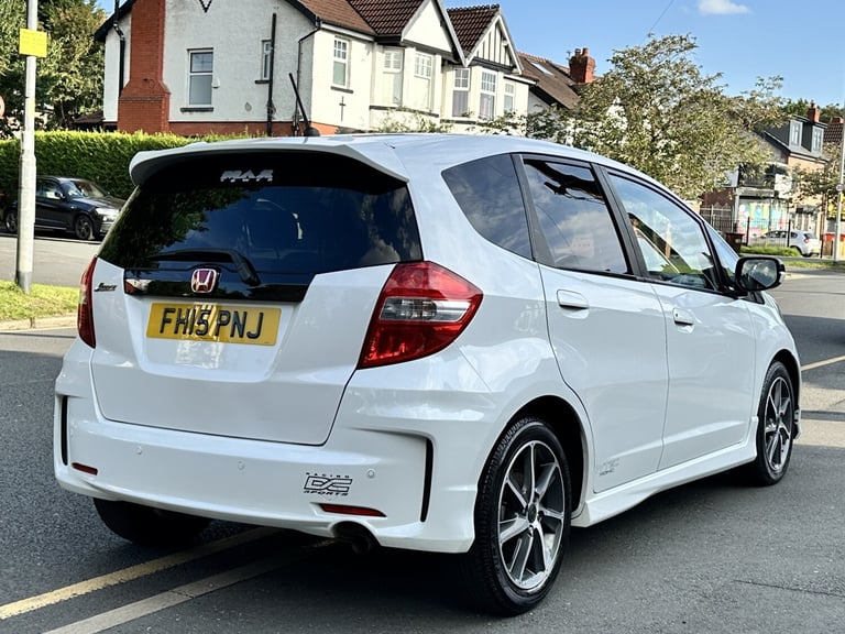 2015 Honda Jazz 1.4 i-VTEC Si 5dr HATCHBACK Petrol Manual