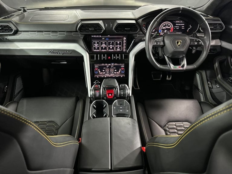 2019 69 LAMBORGHINI URUS 4.0 V8 BITURBO SUV 5DR PETROL AUTO 4WD EURO 6 (650 PS)