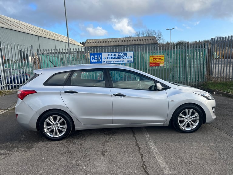 2014 Hyundai i30 1.6 CRDi Blue Drive Classic 5dr Ex Police ESTATE Diesel Manual
