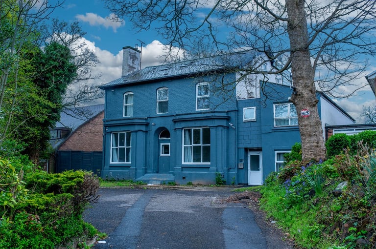 Long term stays Free parking Broadgreen Liverpool