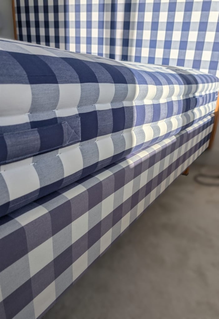 Hästens Excelsior II Super King Bed + Lucas Oak Headboard, 2010 Sweden – £10K RR