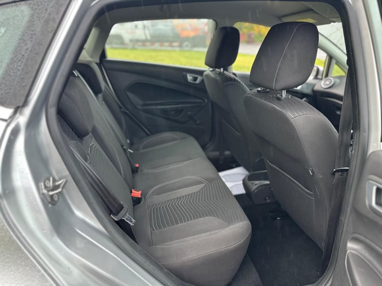 2013 Ford Fiesta 1.25 Zetec Euro 5 5dr HATCHBACK Petrol Manual