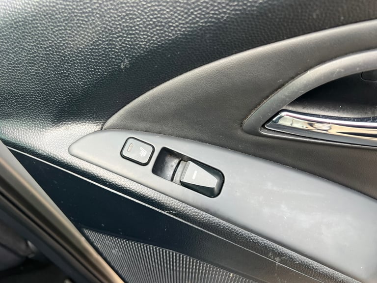 2011 Hyundai Ix35 1.7 CRDi Premium 5dr 2WD ESTATE Diesel Manual