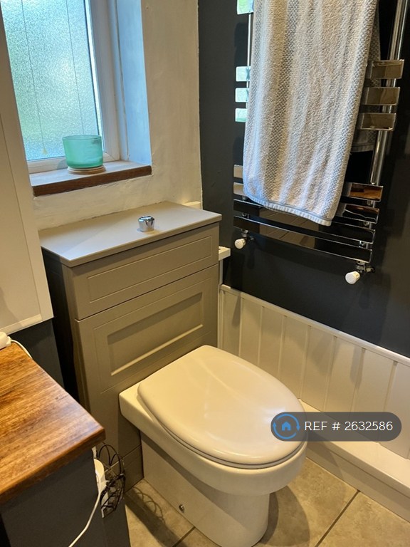 4 bedroom house in Railway Cottages, Kimberley, Nottingham, NG16 (4 bed) (#2632586)