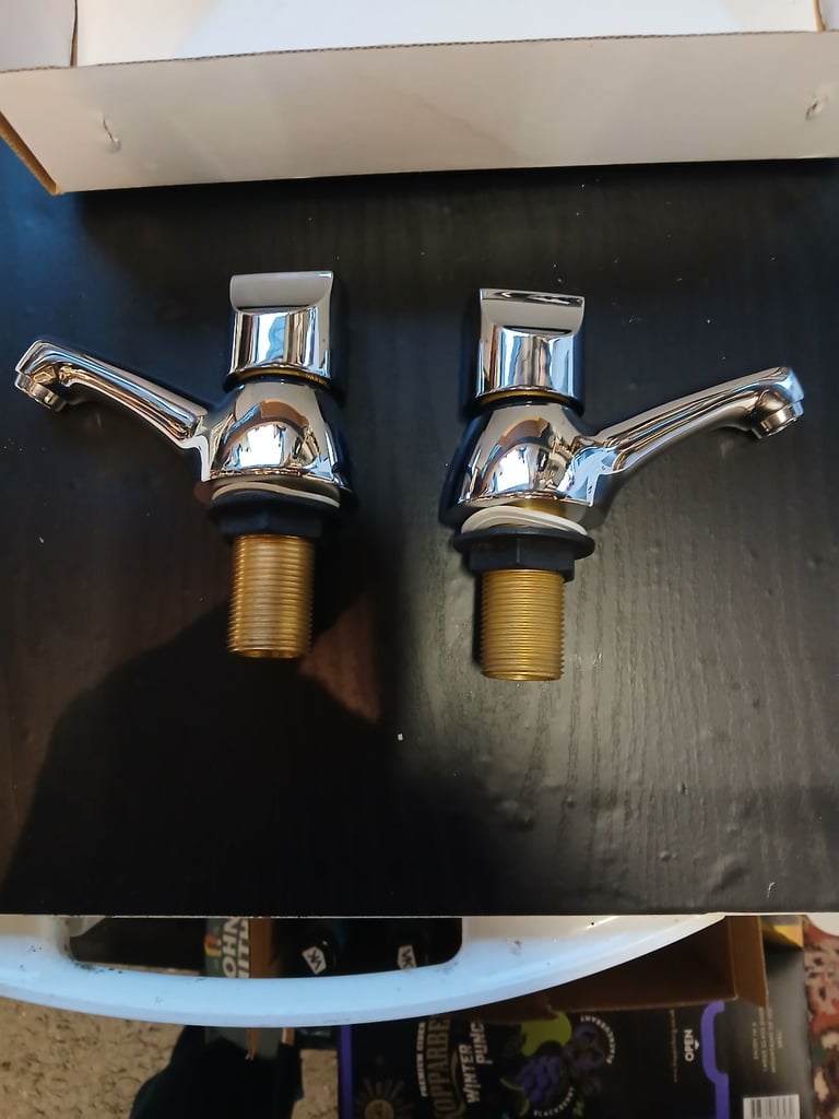 Bathroom taps 