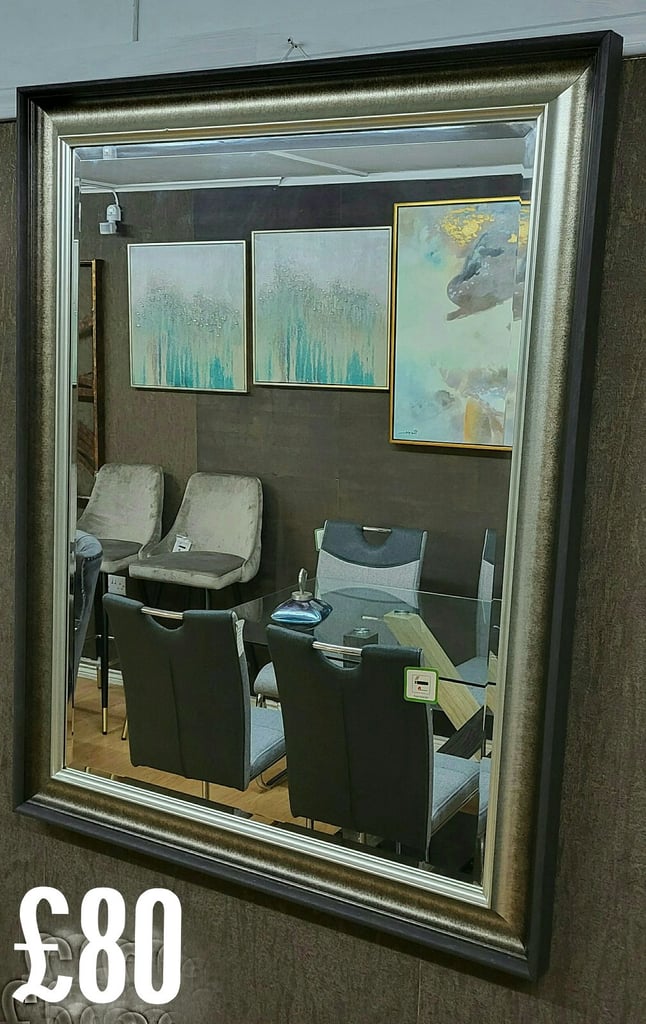 Selection Of Ex-Display Mirrors Reduced To Clear