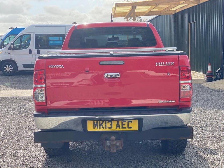 2013 Toyota Hilux Invincible D/Cab Pick Up 3.0 D-4D 4WD 171 PICK UP DIESEL Manual