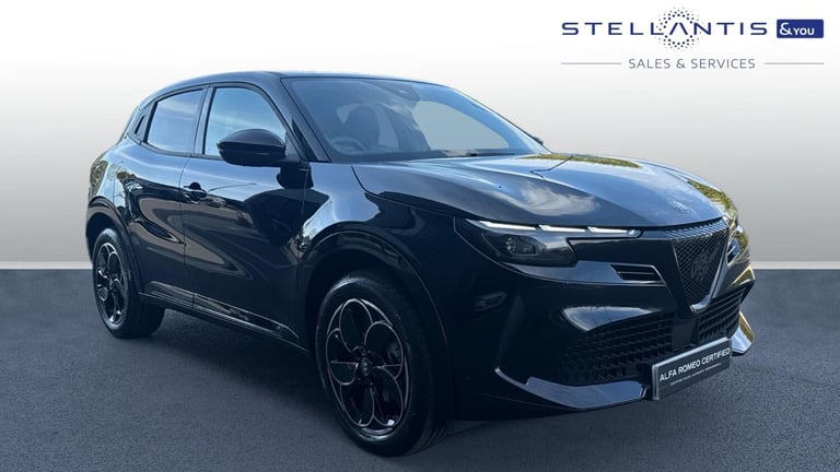 image for 2025 Alfa Romeo Junior 1.2 MHEV Ibrida SUV 5dr Petrol Hybrid e-DCT Euro 6 (s/s) (136 ps) SUV Hybr...
