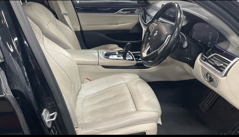 2021 BMW 7 Series 3.0 745Le 12kWh Saloon 4dr Petrol Plug-in Hybrid Auto xDrive
