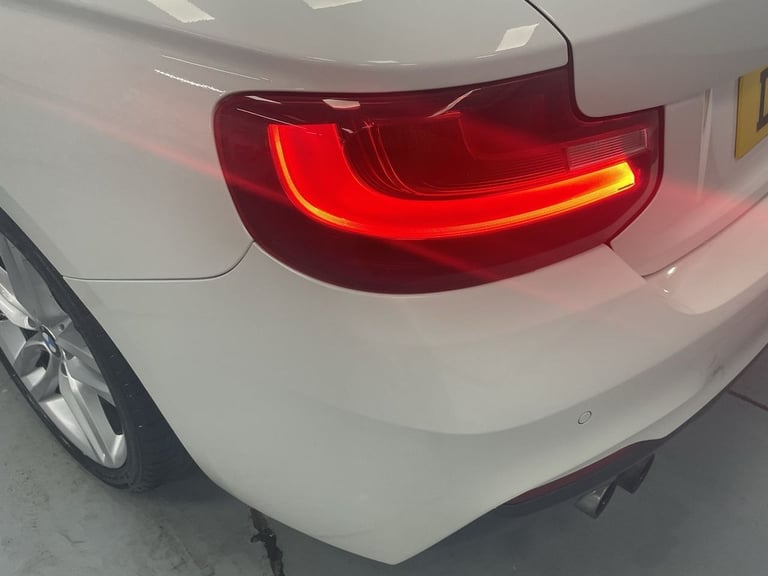 2015 BMW 2 Series 2.0 220d M Sport Convertible 2dr Diesel Auto Euro 6 (s/s) (190 ps) - AA INS Con...