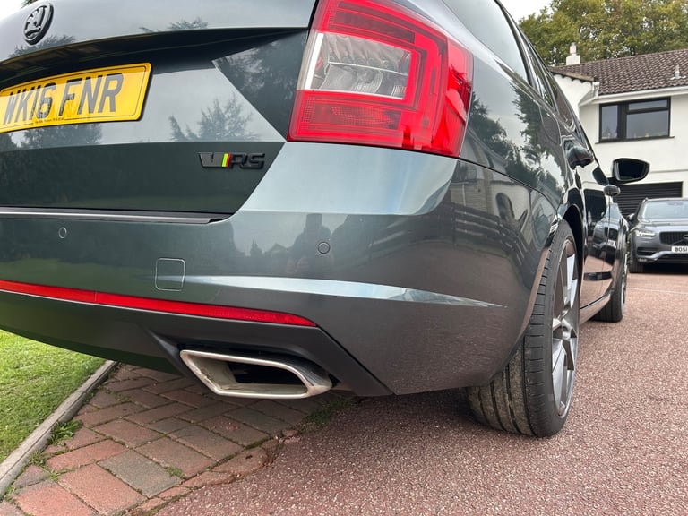 2016 Skoda Octavia 2.0 TDI CR vRS 5dr ESTATE Diesel Manual
