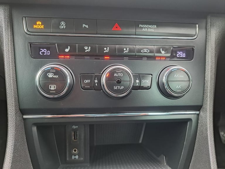 2016 SEAT Leon 2.0 TDI FR Sport Tourer Euro 6 (s/s) 5dr ESTATE Diesel Manual