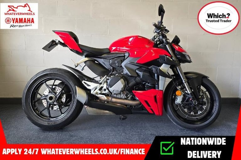 Ducati Streetfighter 955cc V2 V-Twin Super Naked Motorcycle