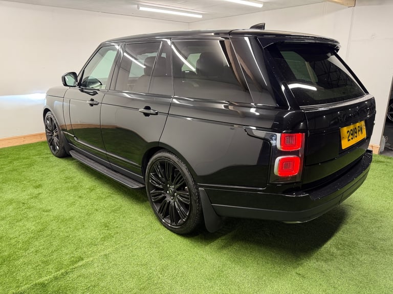 2021 Land Rover Range Rover 3.0 D300 Westminster Black 4dr Auto ESTATE Diesel Automatic
