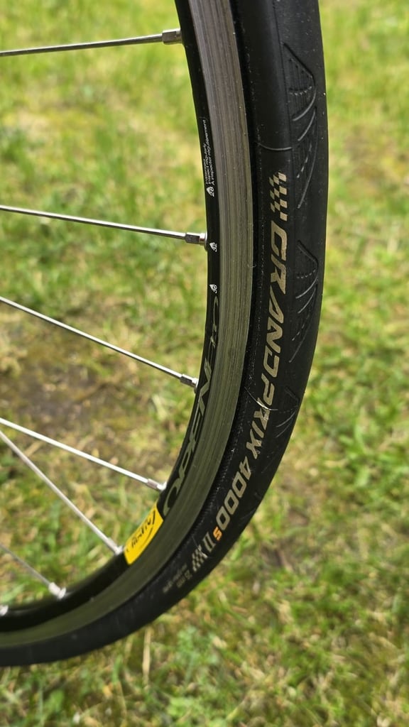 Racing bicycle 