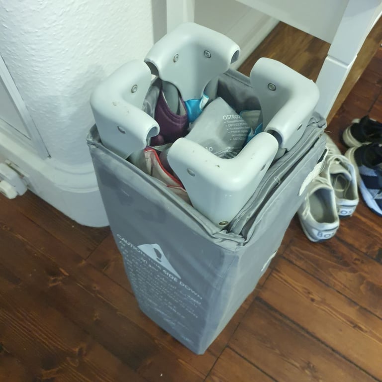 image for Travel cot 