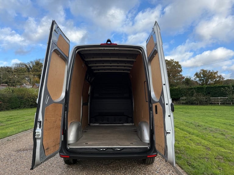 2022 Mercedes-Benz Sprinter 2.0 315 CDI Premium FWD L2 H2 Euro 6 (s/s) 5dr PANEL VAN Diesel Manual