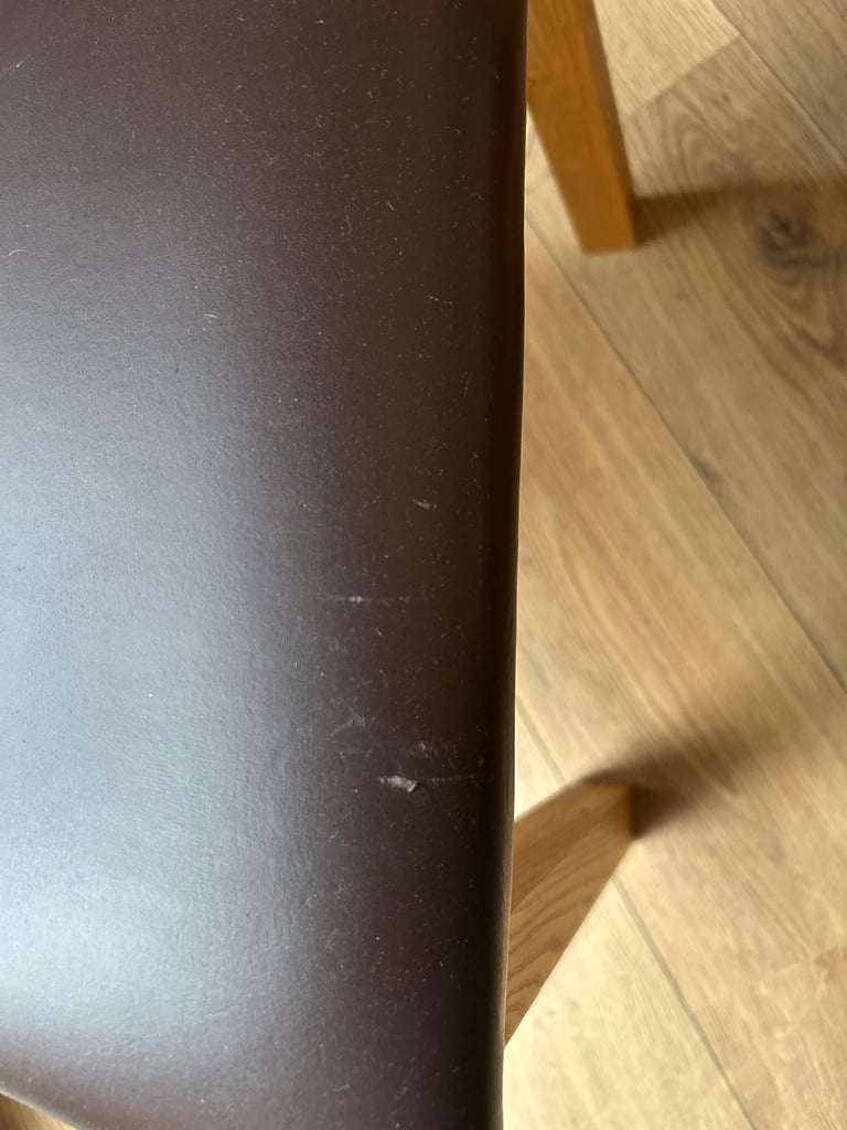 6 Wooden dining room chairs 