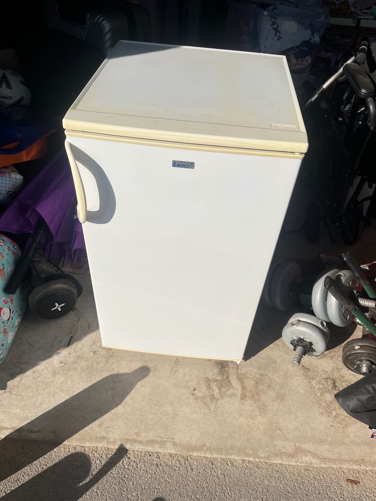 image for Undercounter fridge