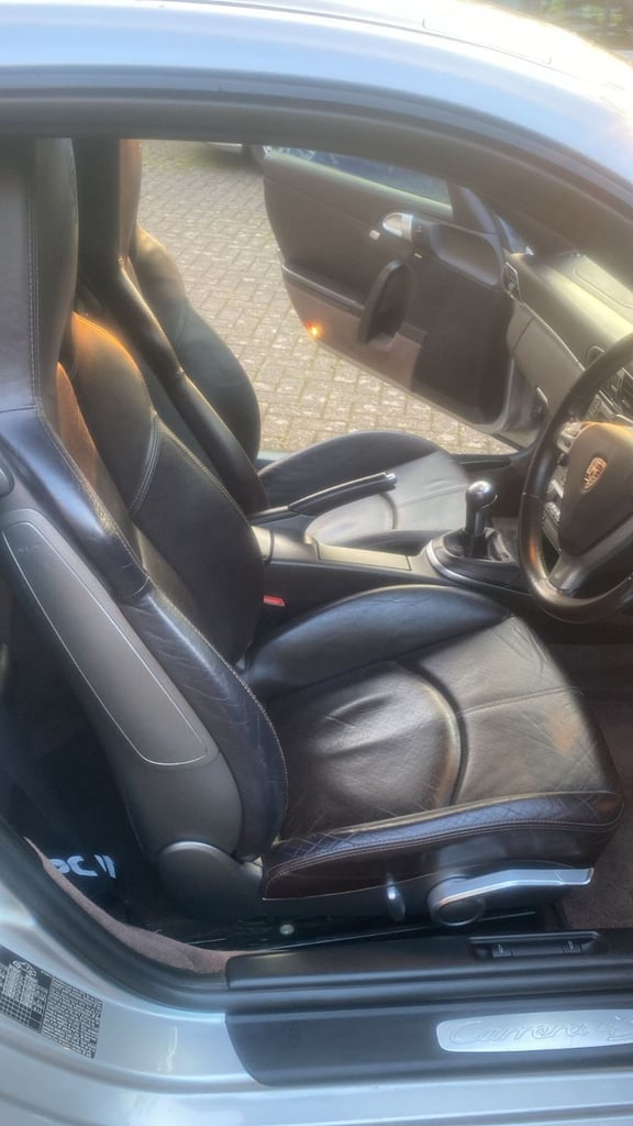 Porsche, 911, Coupe 4S, 2006, Manual, 3824 (cc), 2 doors